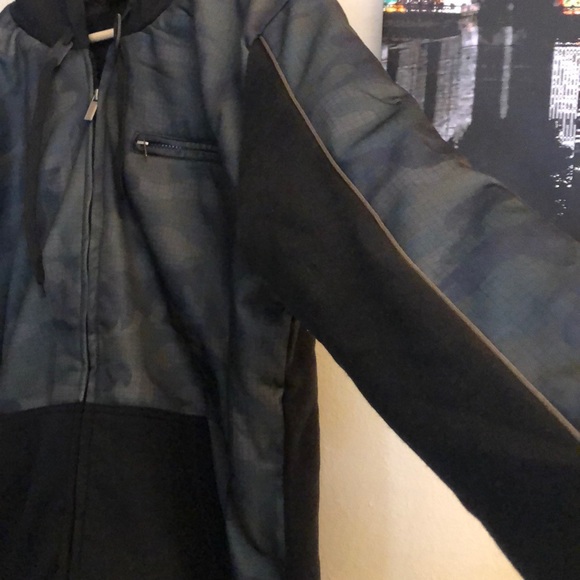 NWT Men's G-Net Thick Jacket in Camo & Faux Fur - Picture 5 of 13